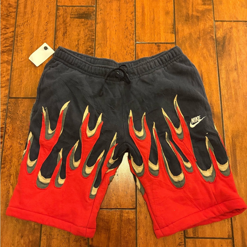 NIKE VINTAGE REWORKED FLAME SHORTS